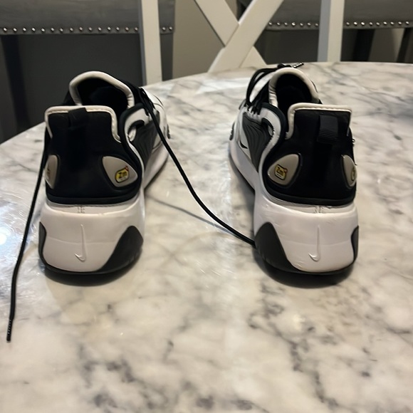 Nike Zoom 2K Sneakers Athletic Shoes AO0354100 Black White W Size 9.5 / M Size 8 - Picture 4 of 7